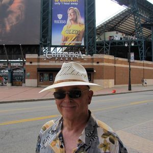 Meet your Posher, Gary